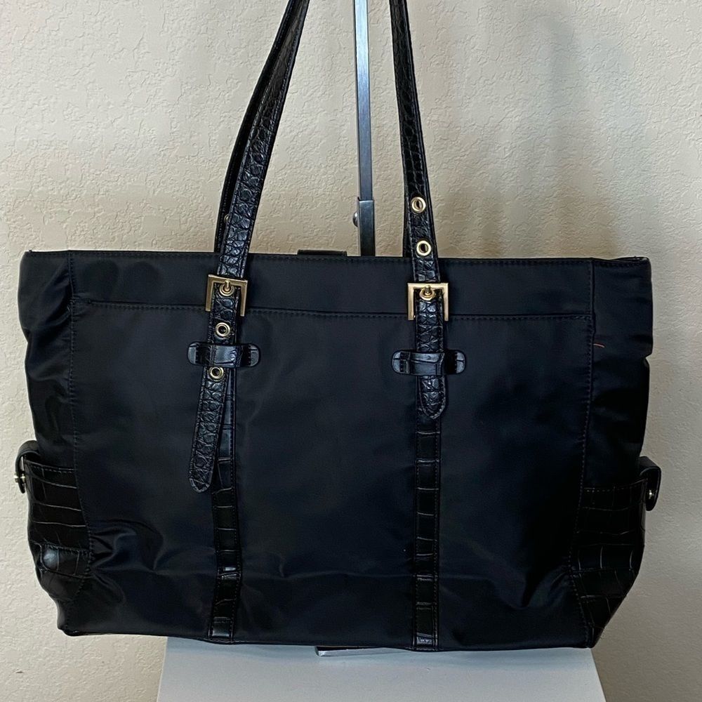 Tutilolarge Computer Tote - image 7